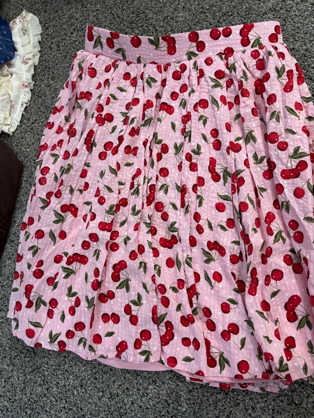 Torrid retro chic cherry skirt 00x L 10